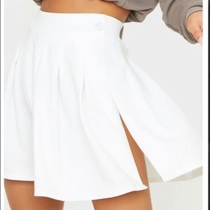 Pretty little thing pleated skirt